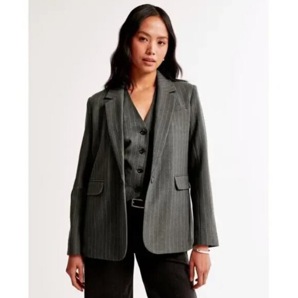 Abercrombie & Fitch Women's Classic Suiting Blazer Grey Pinstripe M NWT - Picture 1 of 11